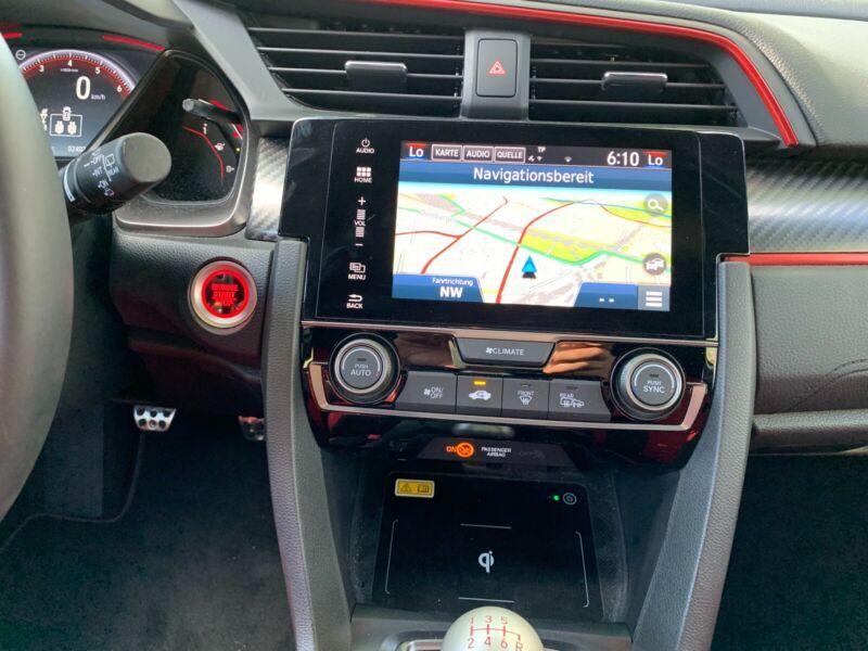 Honda Civic • 2017 • 124,000 km 2