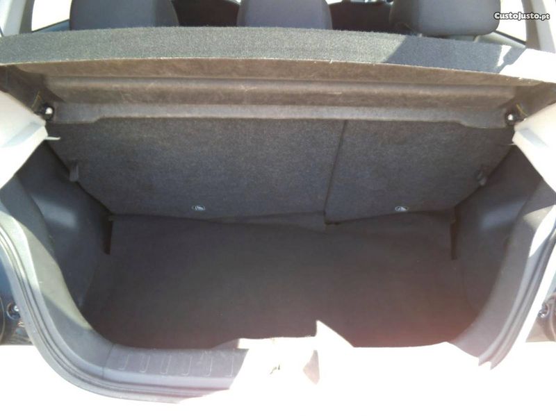 Mitsubishi Space Star • 2014 • 70,000 km 6