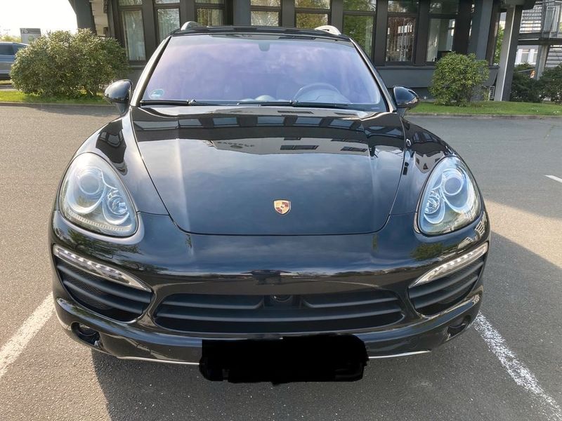 Porsche Cayenne • 2010 • 140,000 km 2