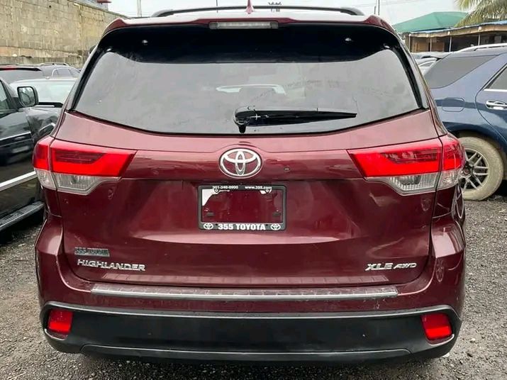 Toyota Highlander • 2020 • 50,000 km 2