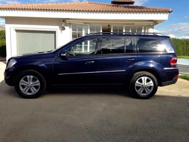Mercedes-Benz GL • 2006 • 219,000 km 2