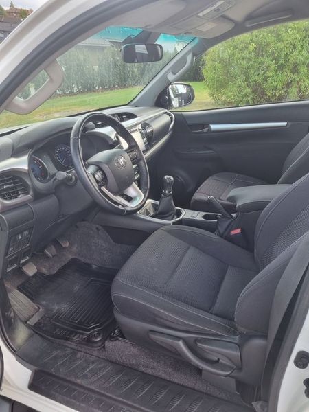 Toyota Hilux • 2020 • 14,230 km 2