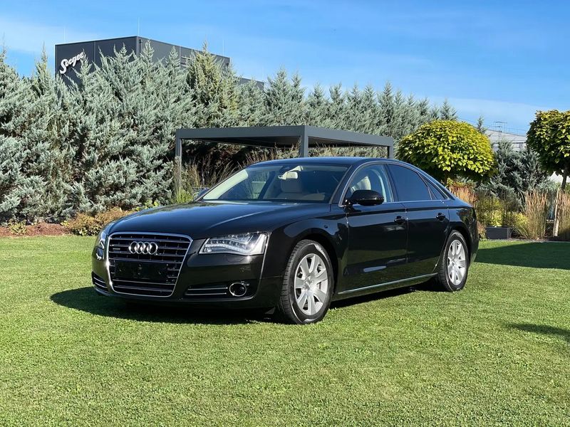 Audi A8 • 2011 • 138,200 km 1