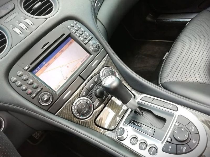 Mercedes-Benz SL-Class • 2008 • 72,000 km 11