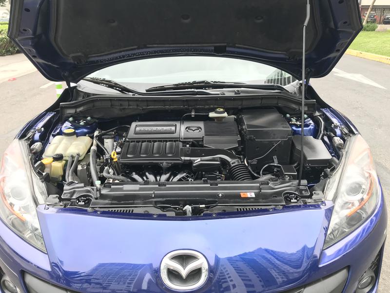 Mazda 3 • 2013 • 60,000 km 2