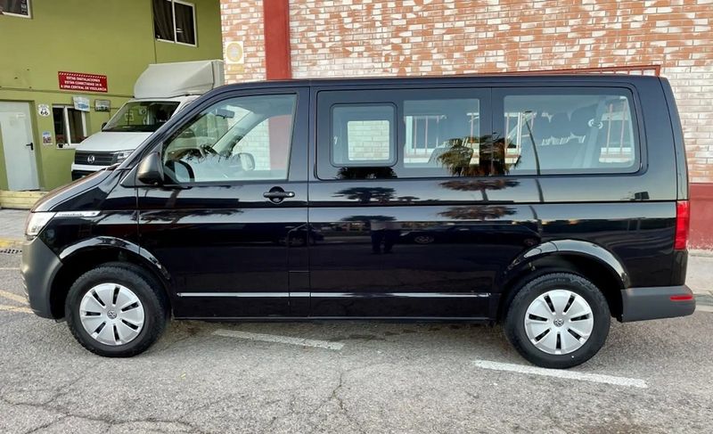 Volkswagen Caravelle • 2023 • 38,400 km 12