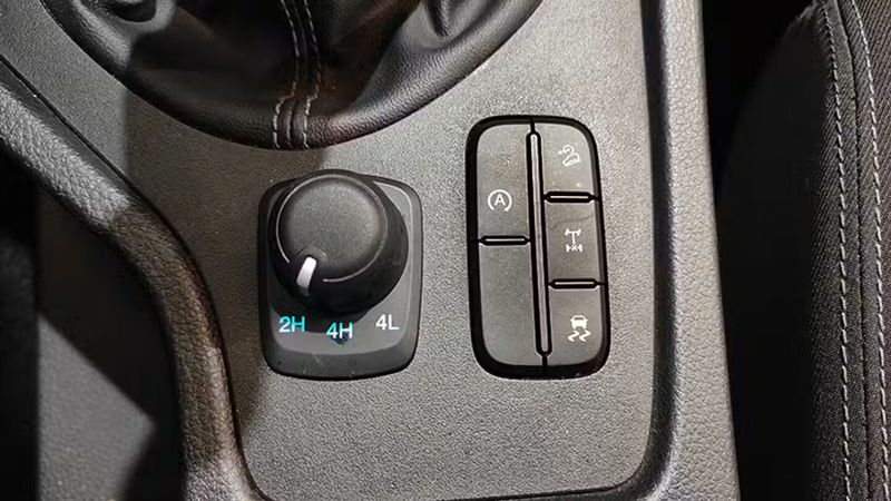 Ford Ranger • 2022 • 24,676 km 13