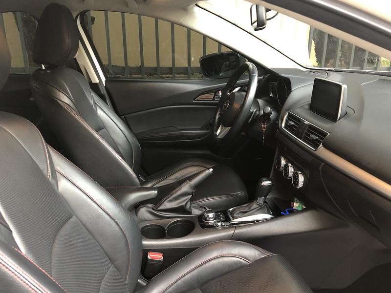 Mazda 3 • 2016 • 51,000 km 5