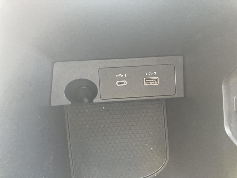 Nissan Qashqai • 2023 • 21,557 km 43