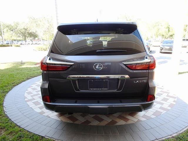 Lexus LX • 2019 • 10,550 km 4