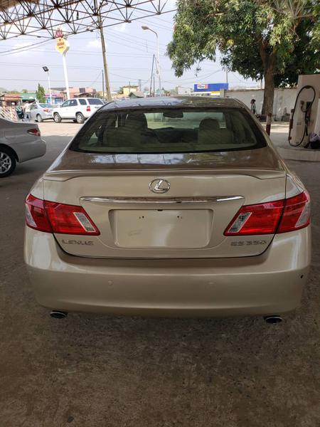 Lexus LS • 2008 • 144,236 km 6