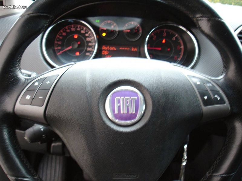 Fiat Brava • 2008 • 1,990 km 4