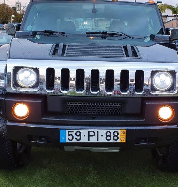 Hummer H2 • 2005 • 90,000 km 2