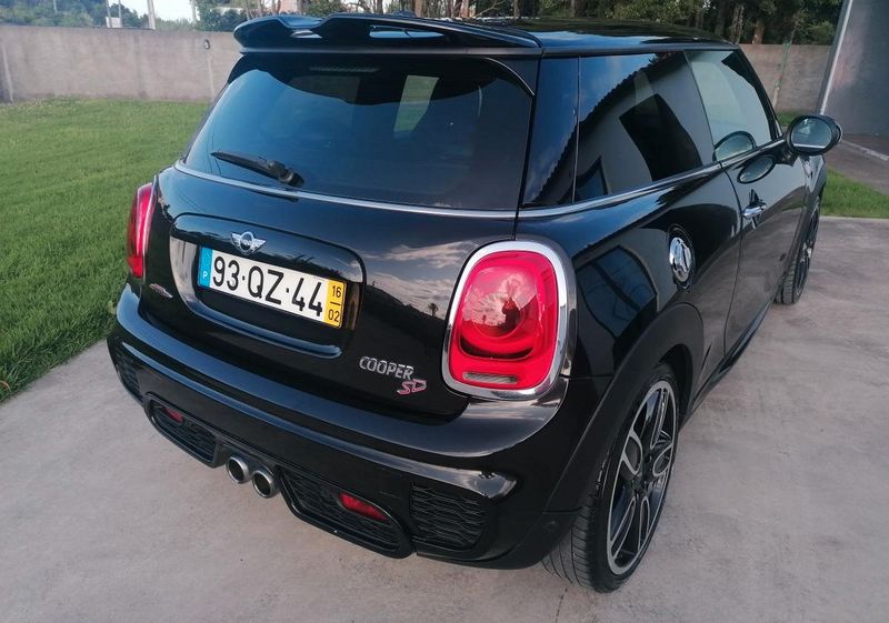 MINI Cooper • 2016 • 110,000 km 2