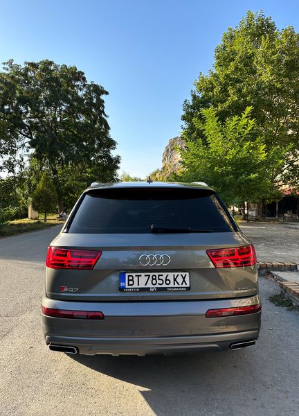 Audi Q7 • 2016 • 300,000 km 4
