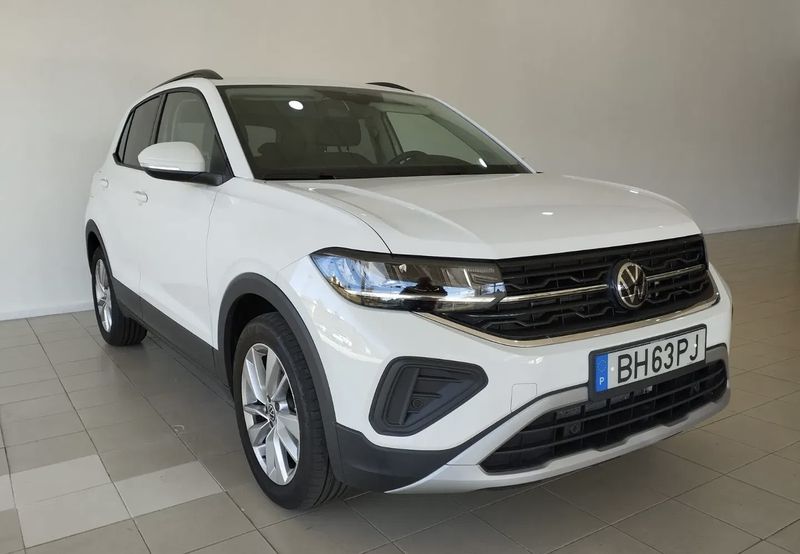 Volkswagen T-Cross • 2024 • 16,977 km 1