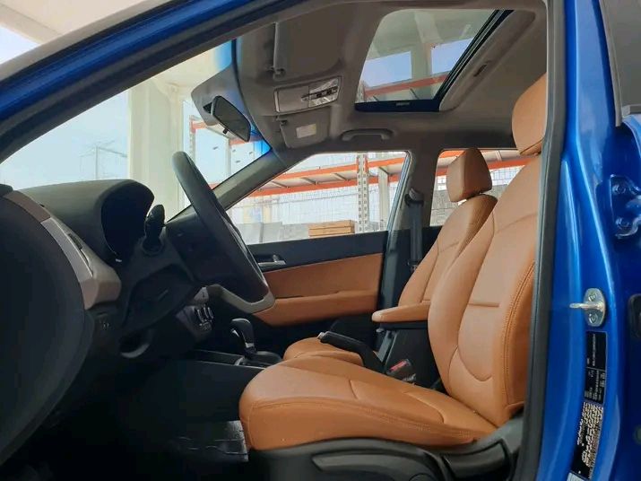 Hyundai Creta • 2021 • 23 km 3