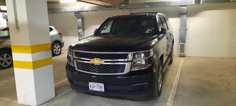 Chevrolet Suburban • 2017 • 123,000 mi 17