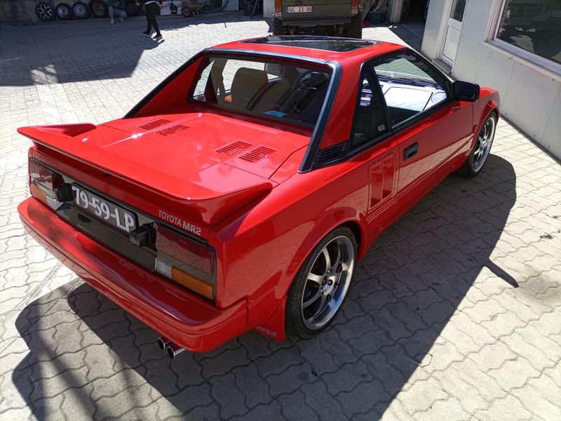 Toyota MR2 • 2001 • 89,000 km 4