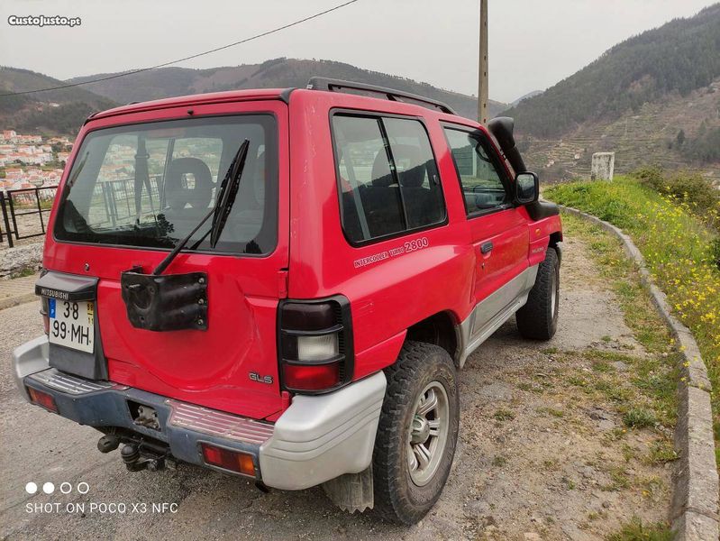 Mitsubishi Pajero • 1998 • 90,000 km 4
