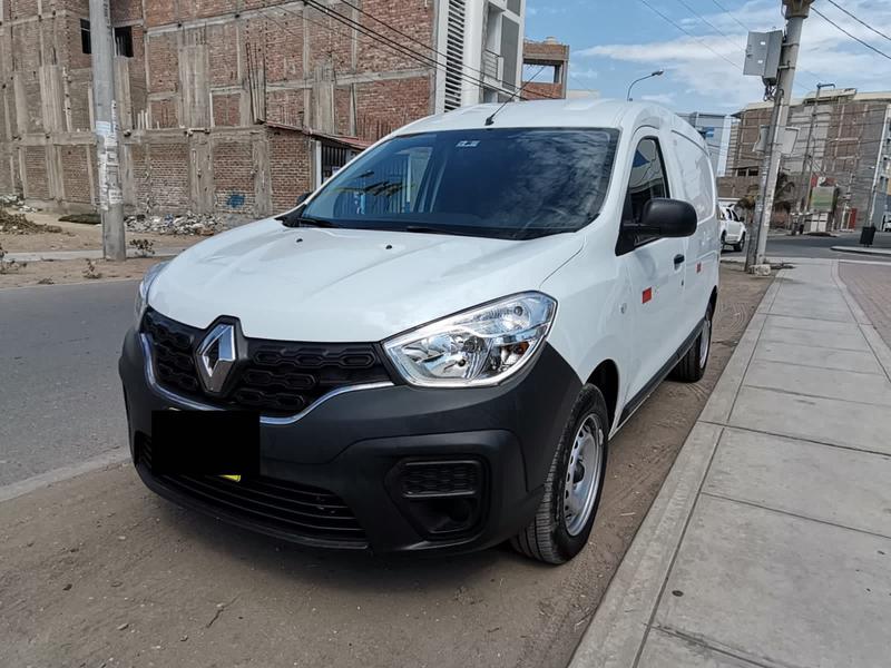Renault Kangoo • 2020 • 7,850 km 4