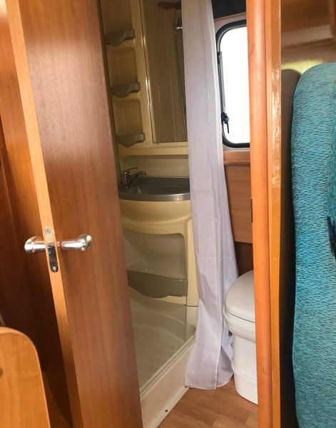 Aston Martin V12 Vanquish • 2015 • 10,000 km 6