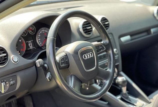 Audi A3 • 2010 • 127,000 km 5