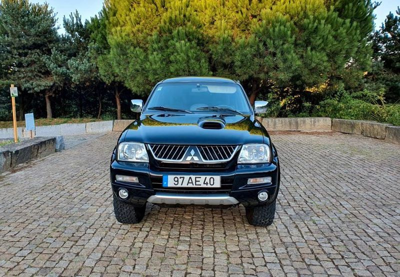 Mitsubishi L200 • 2005 • 249,999 km 1