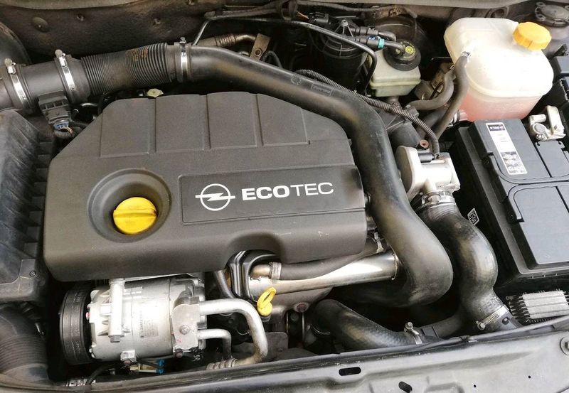 Opel Astra • 2004 • 249,999 km 4