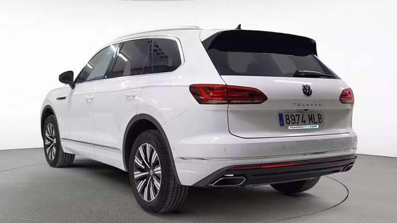 Volkswagen Touareg • 2023 • 25,448 km 4