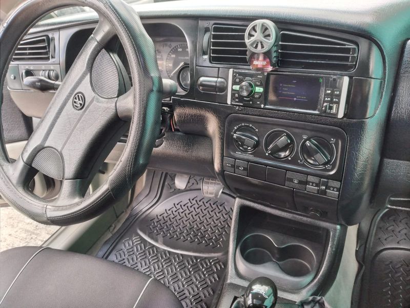 Volkswagen Vento • 1996 • 165,000 km 8