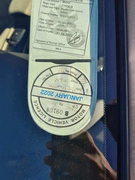 Honda Civic • 2009 • 200,000 km 5