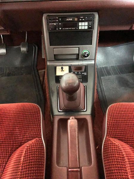 Mazda 626 • 1985 • 120,000 km 2