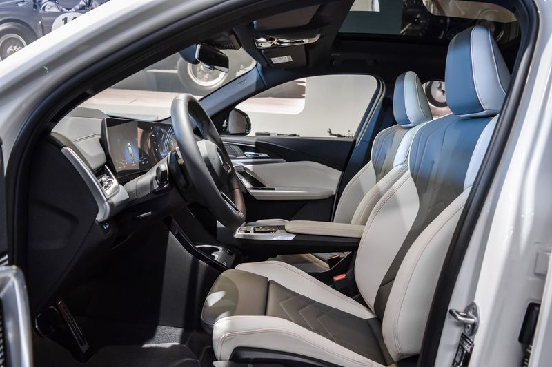 BMW X2 • 2024 • 4,100 km 5