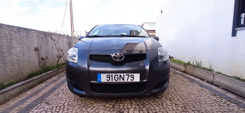 Toyota Yaris • 2008 • 99,000 km 5