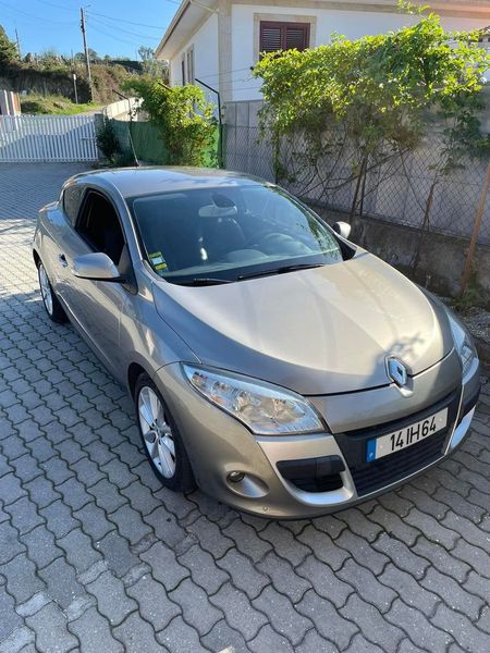 Renault Mégane Coupé • 2009 • 79,000 km 3