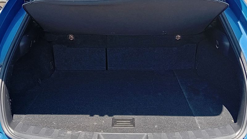 Lexus UX • 2021 • 44,700 km 8