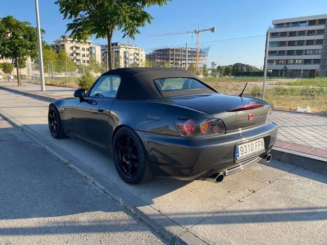 Honda S2000 • 2005 • 126,000 km 1