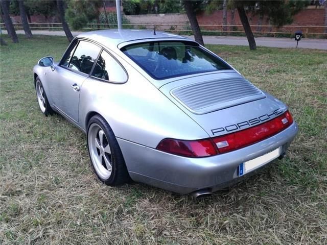 Porsche 911 • 1995 • 125,000 km 6