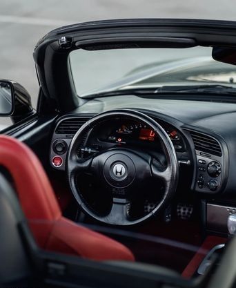 Honda S2000 • 2000 • 149,000 km 13