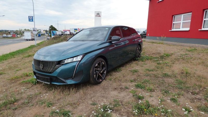 Peugeot 308 • 2022 • 8,655 km 1