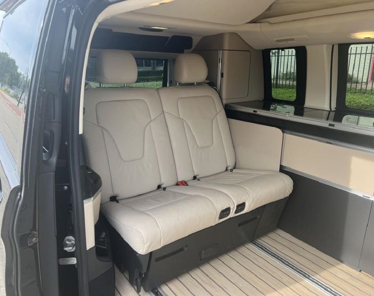 Mercedes-Benz 310 Van • 2016 • 140,000 km 7