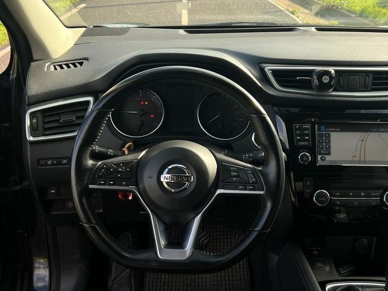 Nissan Qashqai +2 • 2018 • 100,000 km 4