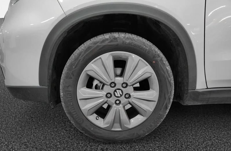 Suzuki Vitara • 2024 • 12,639 km 14