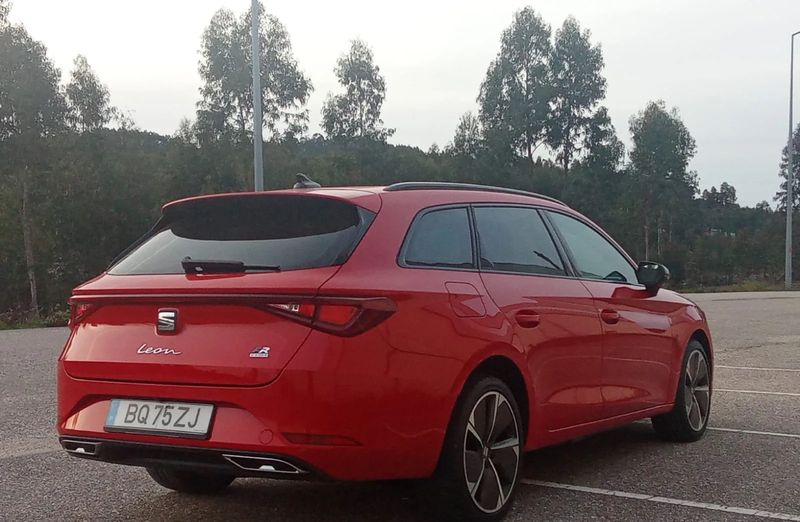 Seat Leon • 2021 • 42,300 km 4