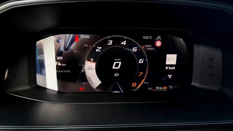 Seat Leon • 2025 • 7,400 km 28