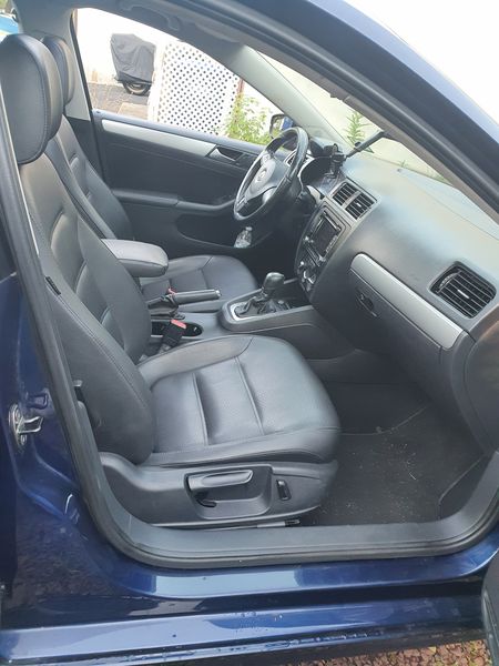 Volkswagen Jetta • 2014 • 135,000 mi 4