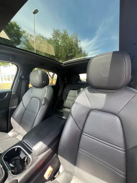 Porsche Cayenne Coupe • 2022 • 31,000 km 3