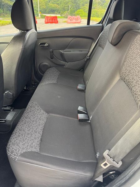 Renault Sandero • 2023 • 60,000 km 15