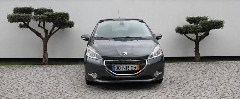Peugeot 207 • 2013 • 11,900 km 1